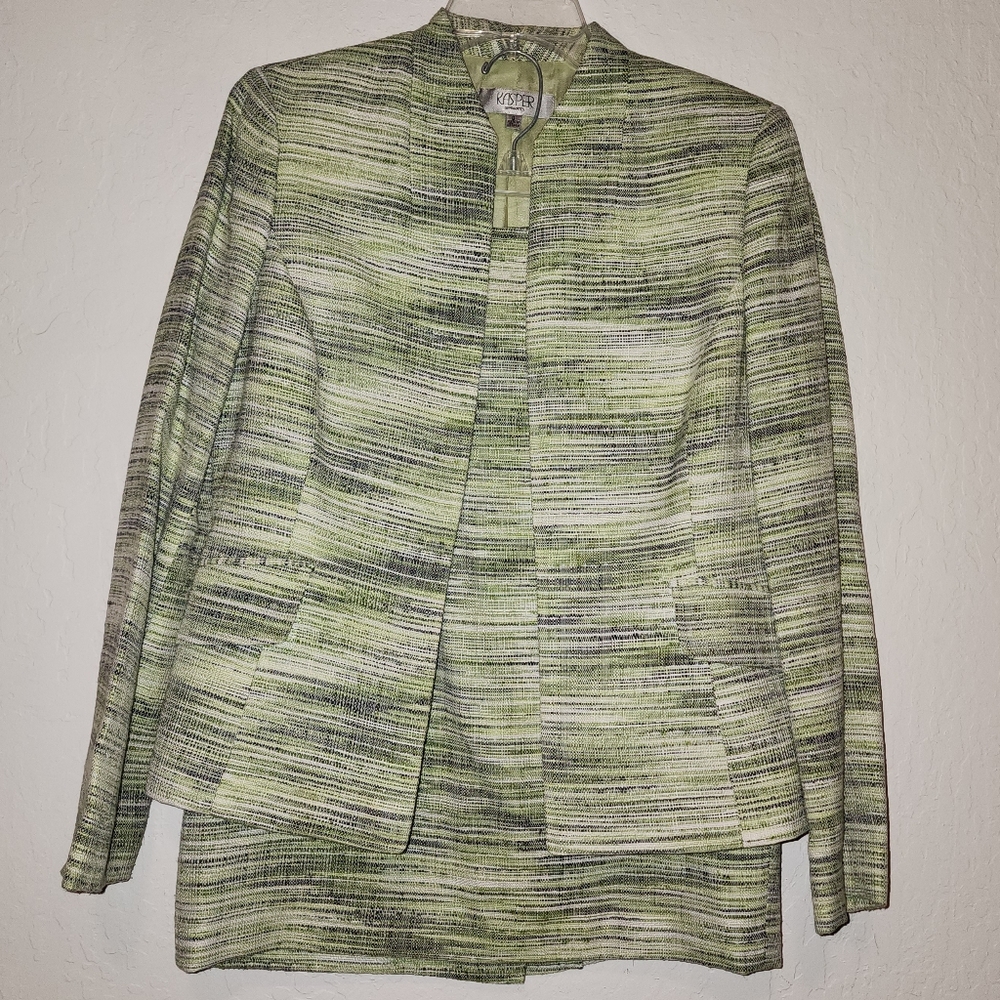 Green Multi Kasper Skirt Suit size 8